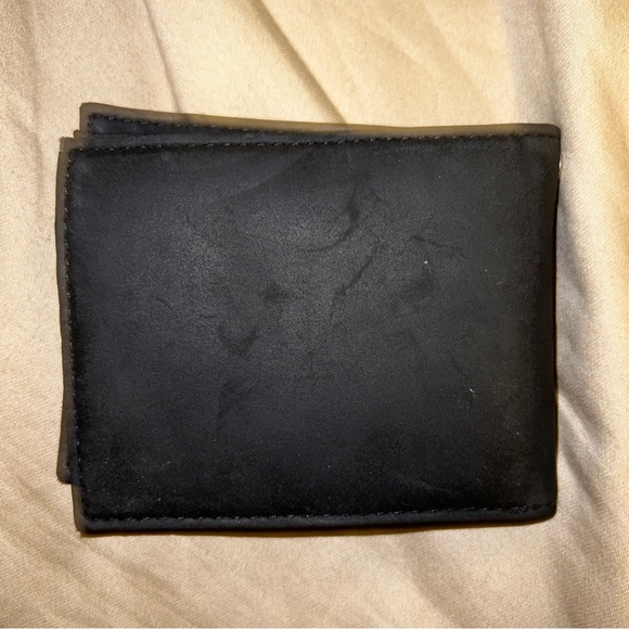 Bullet Club Kenny Omega  Exclusive Wallet Hottopic Bioworld AEW NJPW NEW JAPAN - Picture 2 of 4